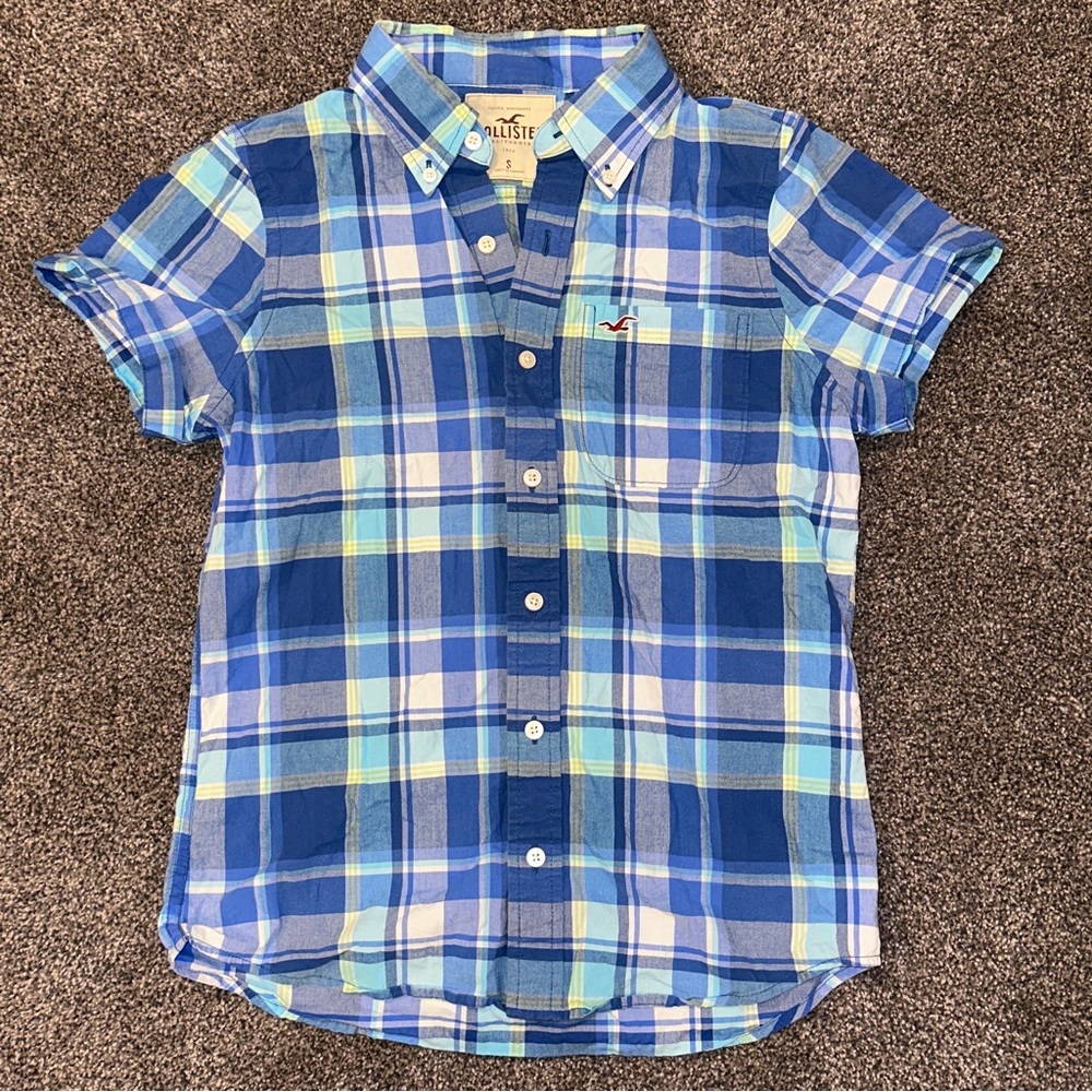 Hollister Plaid Short Sleeve Button Up Collared Shirt, Size Small EUC